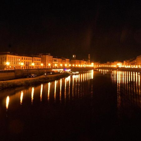 Nice Apartment On The Riverside Pisa Exterior foto